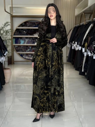 كولكشن العيد | عباية زينه بقماش شيفون مخمل بلمعه ذ...