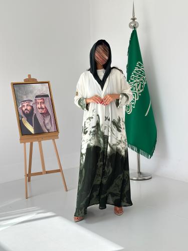 National day abaya | عباية الحمر