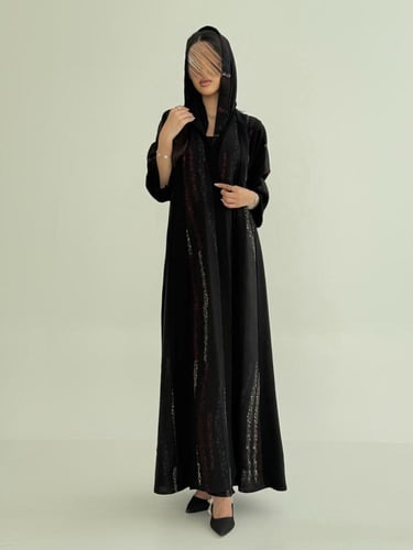 عباية ناديه بقماش كريب ملكي تدخيلات كريب مطرز عناب...