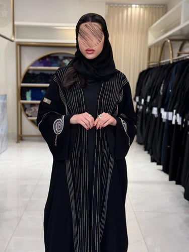 كولكشن العيد | عباية انوار بقماش كريب الابداع مزين...