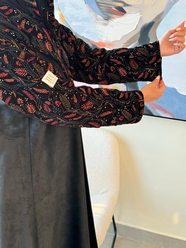 تشكيلة شتاء 2024 - عباية هيمانه كلوش شامواه تطريز...