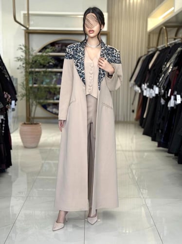 عباية إيليف بقماش كربب باربي تركي بيج ( طقم ثلاث ق...