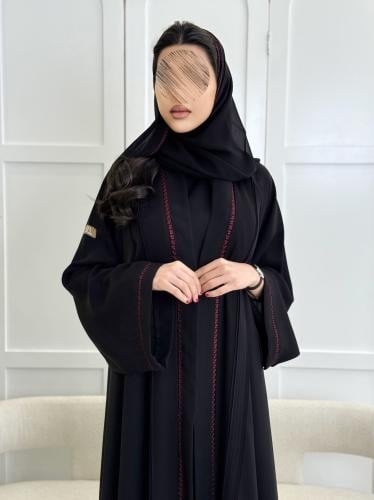 عباية توليب بقماش انترنت بتطريز ناعم عنابي