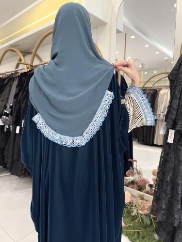 عباية زوينه بقماش مخمل كوري بكم مطرز حياكه يدويه ت...