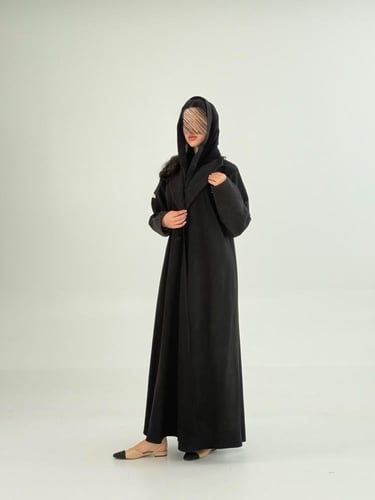 عباية يسرى بقماش جوخ مع شامواه شتوي اسود