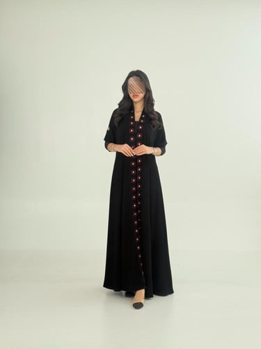 عباية وفاء بقماش كريب ملكي بتطريز عنابي