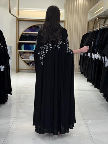 كولكشن العيد | عباية اصاله بقماش كريب احساس بشك قط...