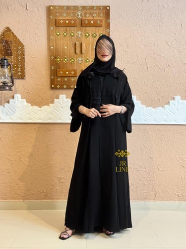 عباية امجاد بقماش كريب الاناقه تدخيلات ملكي مطرز ا...