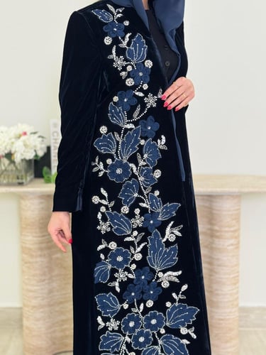 كولكشن العيد | بليزر | وعود بقماش مخمل ياباني بشك...