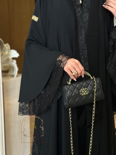 عباية رونق بقماش انترنت مع دانتيل