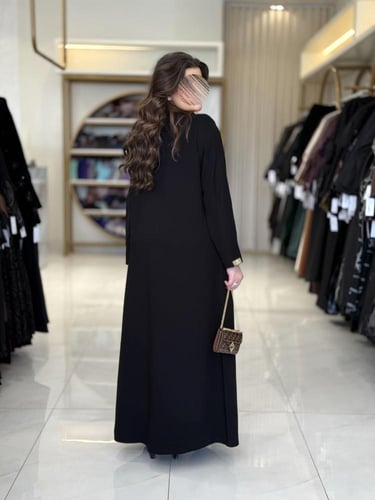 بليزر | عباية كاليا بقماش كريب الابداع بتطريز وشك...