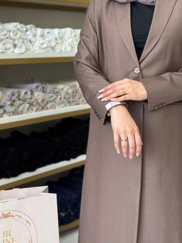 عباية ريوف بليزر بقماش ميرال مقلم بيج