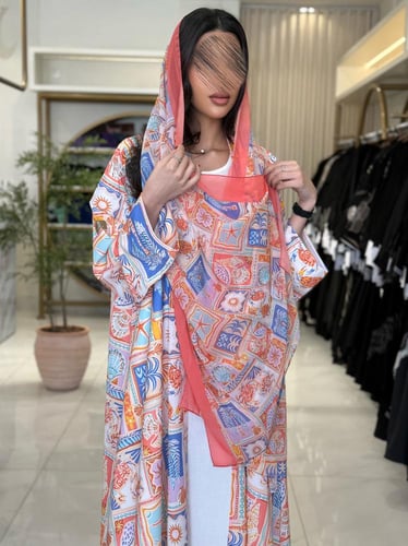 عباية خديجه بقماش حرير برسم زهري