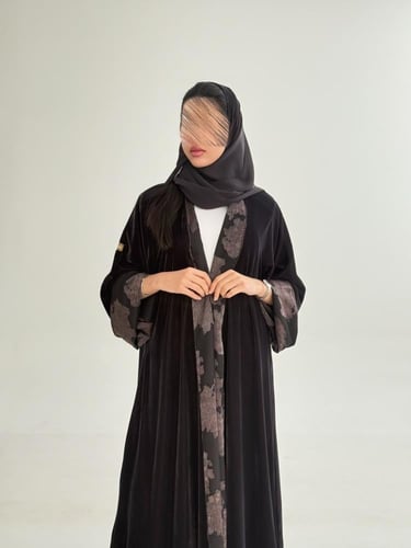 عباية ابريكا بقماش مخمل كوري دبل فيس رمادي