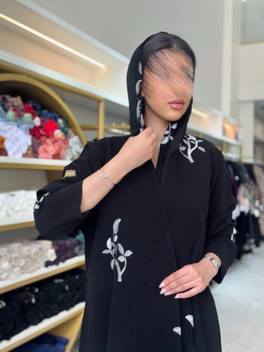 كولكشن رمضان ا عباية وريف كريب الابداع تطريز ابيض