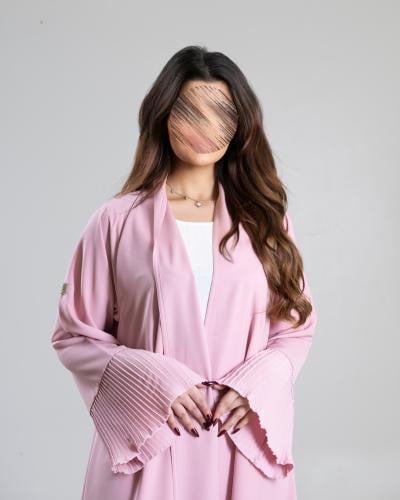 عباية كيان بقماش كريب احساس بكسرات وردي