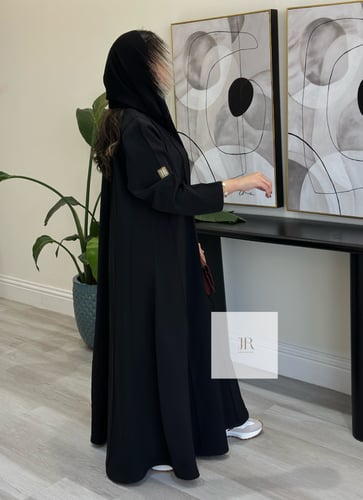 عباية بقماش كريب دنسون - اسود