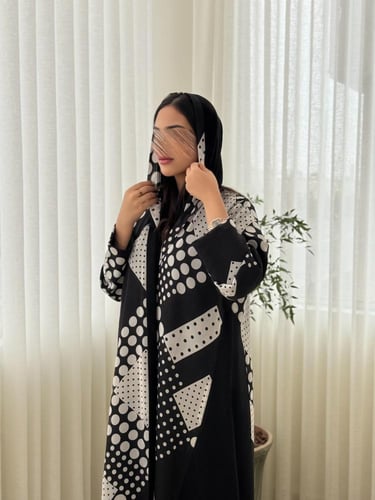 عباية نوره بقمش شيفون منقط مع انترنت