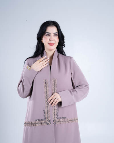 بليزر | عباية يوليا بقماش كوبرا بمزين بحياكه يدويه...