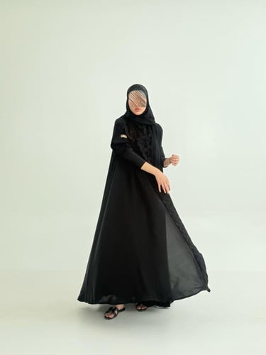 عبايه تسواهن بقماش انترنت دبل كلوش تطريز بأناقة فا...