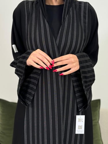 عباية سفانه ا قماش ملكي مع كاروهات