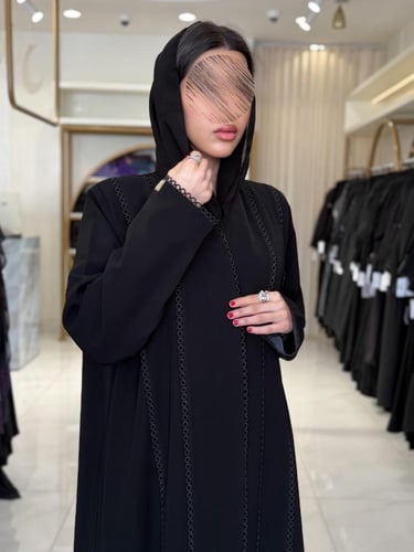 كولكشن العيد | عباية رواني بقماش كريب رموش مزين بك...