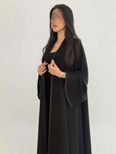 عباية سلطانه بقماش انترنت كويتي بتطريز ناعم موف