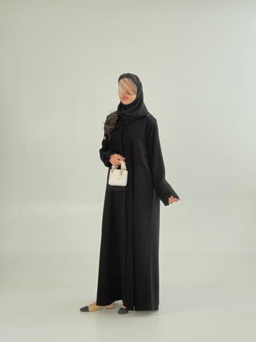 عباية سميه بقماش كريب سرميك تخريم كمبيوتر اسود