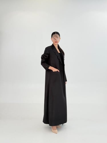 عباية | بليزر عفاف بقماش كريب اميرال مقلم رمادي