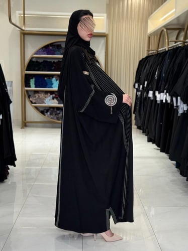 كولكشن العيد | عباية انوار بقماش كريب الابداع مزين...