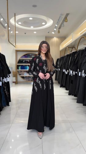 كولكشن العيد | عباية مريام بقماش كريب ملكي مطرز