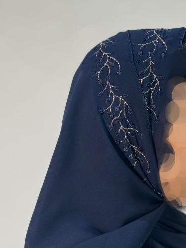 كحلي تطريز اعشاب