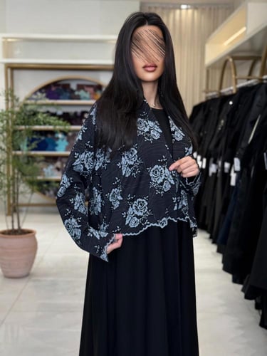 عباية مياده بقماش بلاك بيري تدخيلات دانتل فرنسي كح...