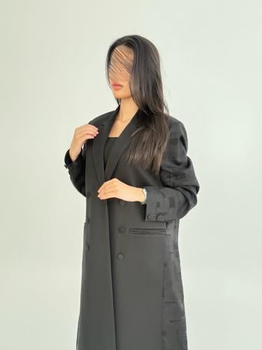 بليزر | عباية الهنوف بقماش كريب ايطالي تدخيلات مرب...