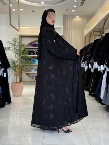 عباية قمره بقماش شيفون بتطريز هاري بفصوص كحلي