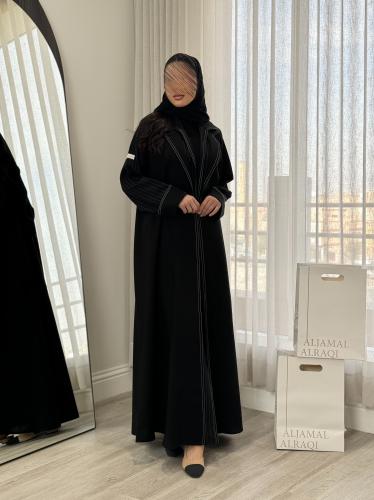 عباية سيدرا بليزر بقماش كريب مقلم - اسود