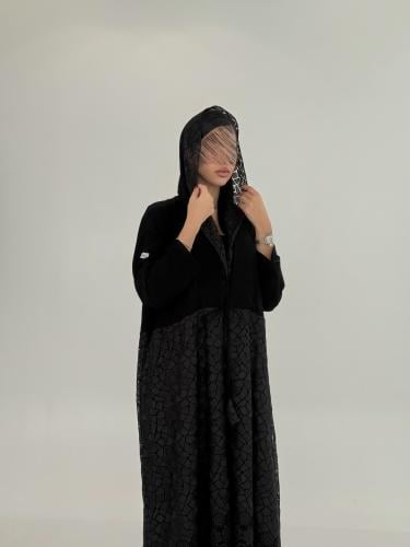 عباية دلع بقماش كريب ملكي تدخيلات جبير ملكي 4