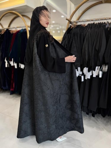 عباية اريام بقماش كريب الابدااع تدخيلات جاكار
