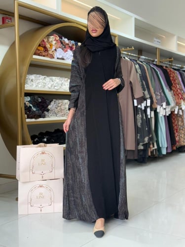 عباية لميس بقماش كريب الابداع تدخيلات شيفون بلمعه...