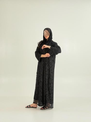 عباية دلال بقماش دانتل اسود