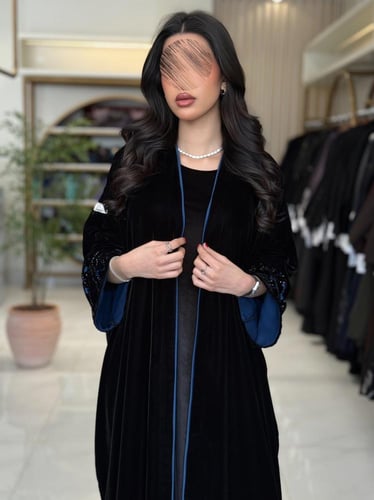 عياية فزه بقماش مخمل كوري فراشه