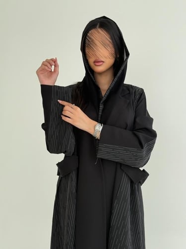 عباية ياسمين بقماش باربي تدخيلات جاكار رمادي