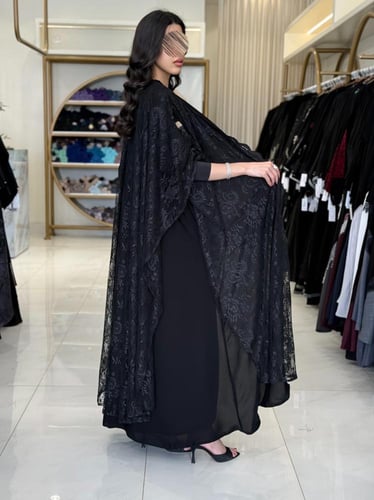 عباية ترف بقماش بلاك بيري مع دانتل كم استرتش