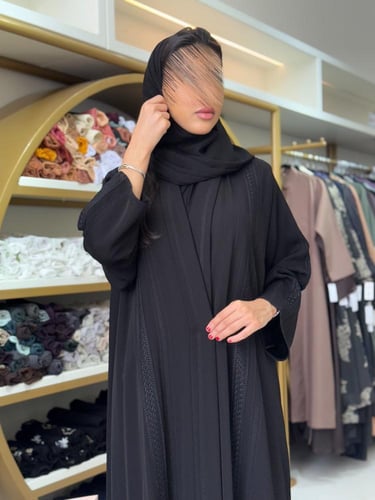 عباية الدانه بقماش انترنت بتطريز ناعم