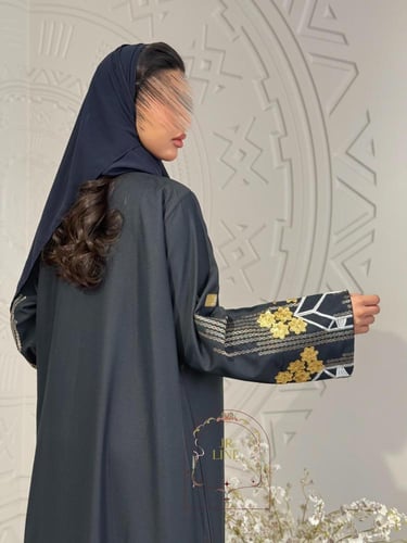 عباية صبا بقماش لنن بارد تطريز ترتر كحلي