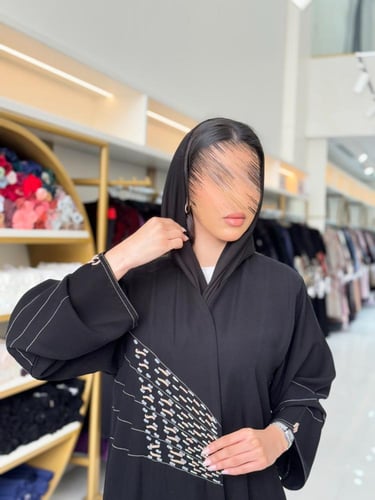 عباية ميار كريب الابداع مزين بشك ناعم