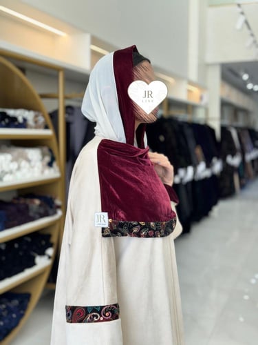 رتشكيلة شتاء 2024 -عباية ياسمين بقماش مخمل بشال مط...