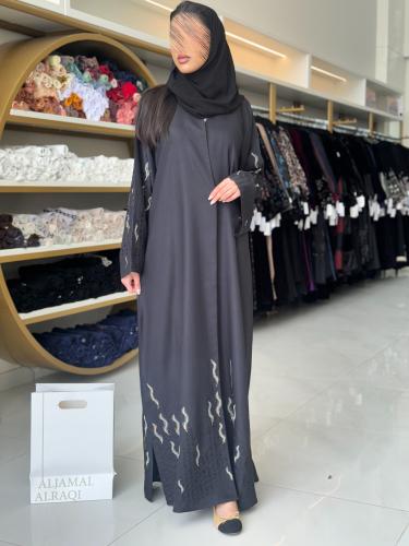 عباية اماتا بقماش كريب بشك فضي