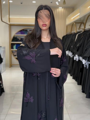 كولكشن العيد | عباية حنان بقماش شيفون مبطن مزين بش...