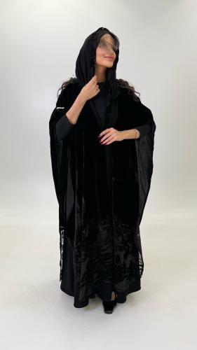 عباية الترف بقماش شيفون مخمل مبطن برسم خفيف